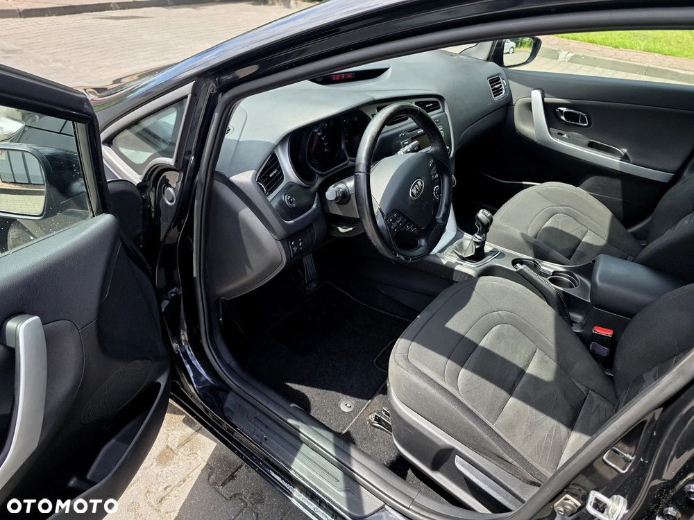 Kia Ceed 1.4 CVVT Attract - 10