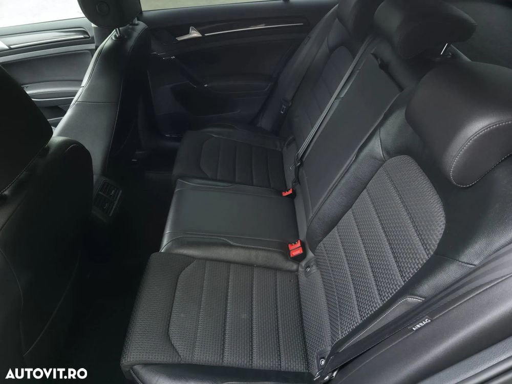 Volkswagen Golf 2.0 BlueTDI DSG Highline - 20