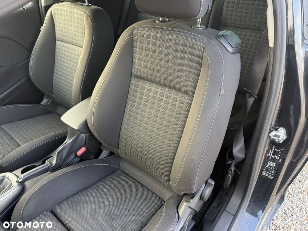 Opel Astra 1.4 Turbo - 16