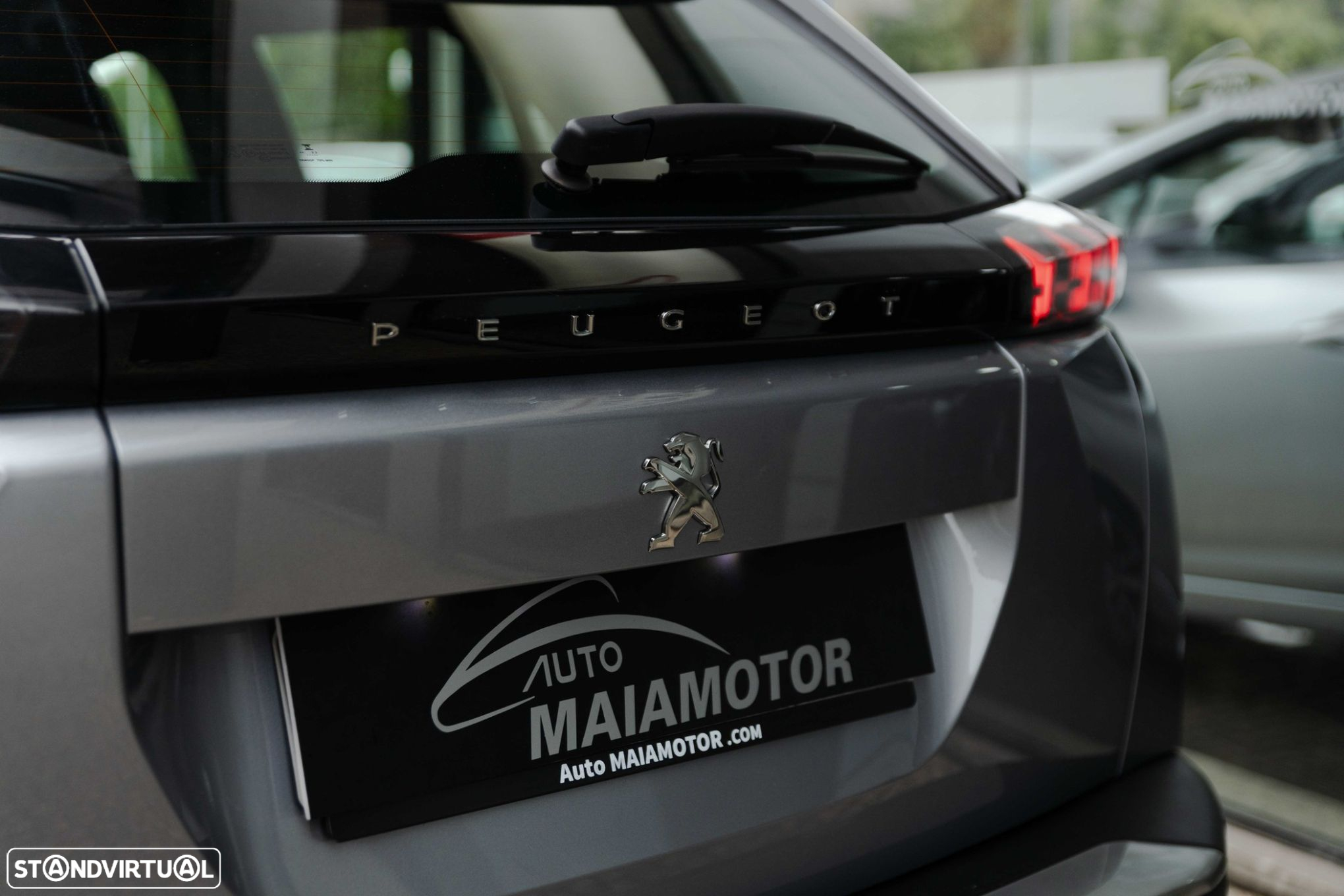 Peugeot 2008 1.2 PureTech Active Pack - 16
