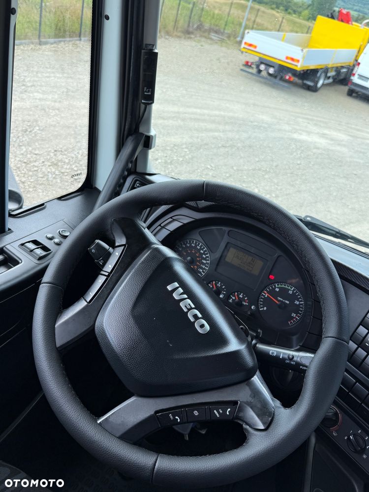 Iveco Trakker 410 6x4 SKRZYNIA 6.8m HDS PALFINGER 22002-eh / PILOT 5x wysów ROTATOR STAN IDEALNY - 18