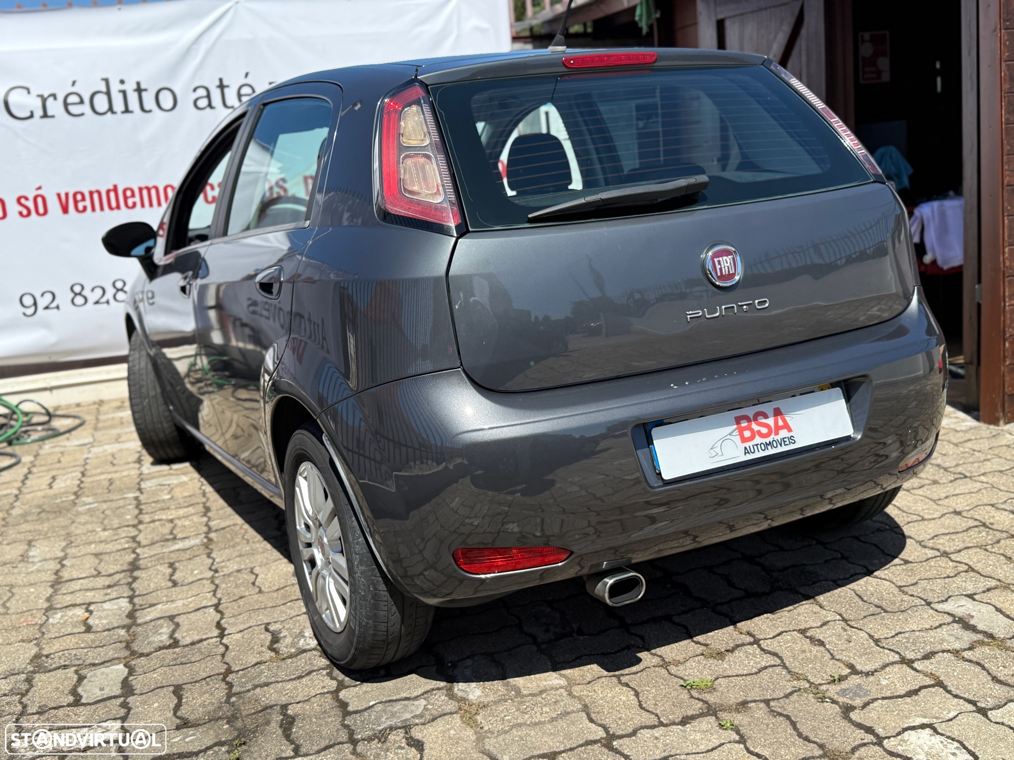 Fiat Punto 1.3 M-Jet Lounge S&S - 12