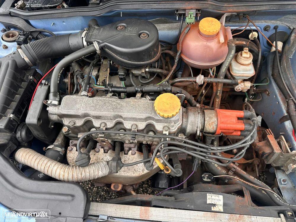 Opel Corsa B 1.2 i Gasolina 45 cv  33 kW 1993 - 2000 X 12 SZ para peças - 9