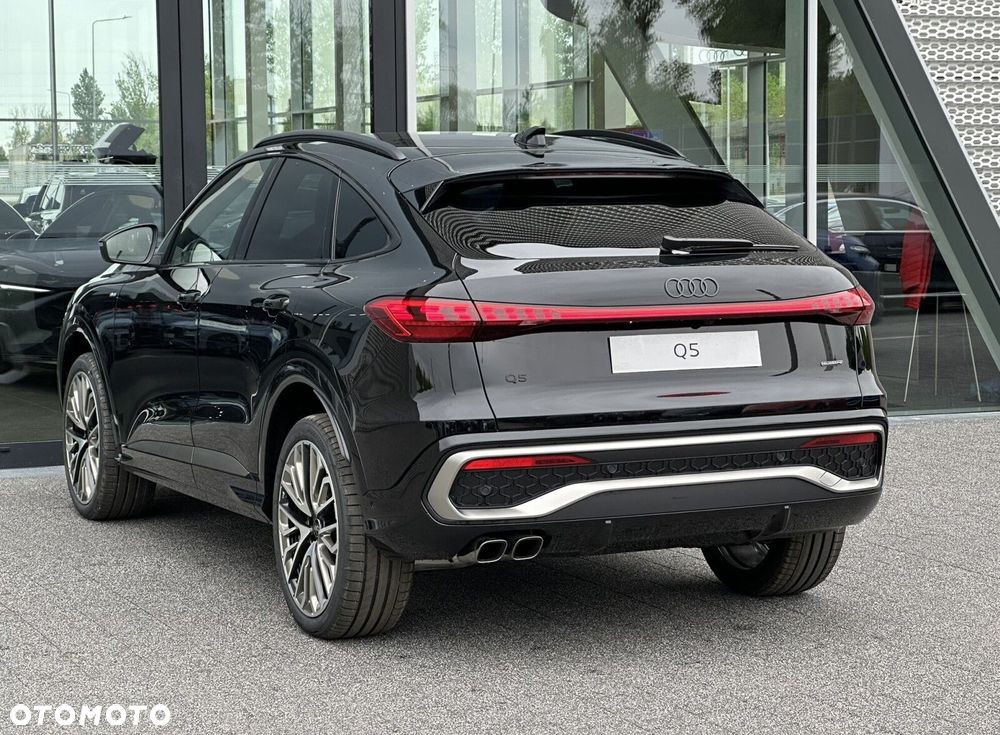 Audi Q5 Sportback - 8