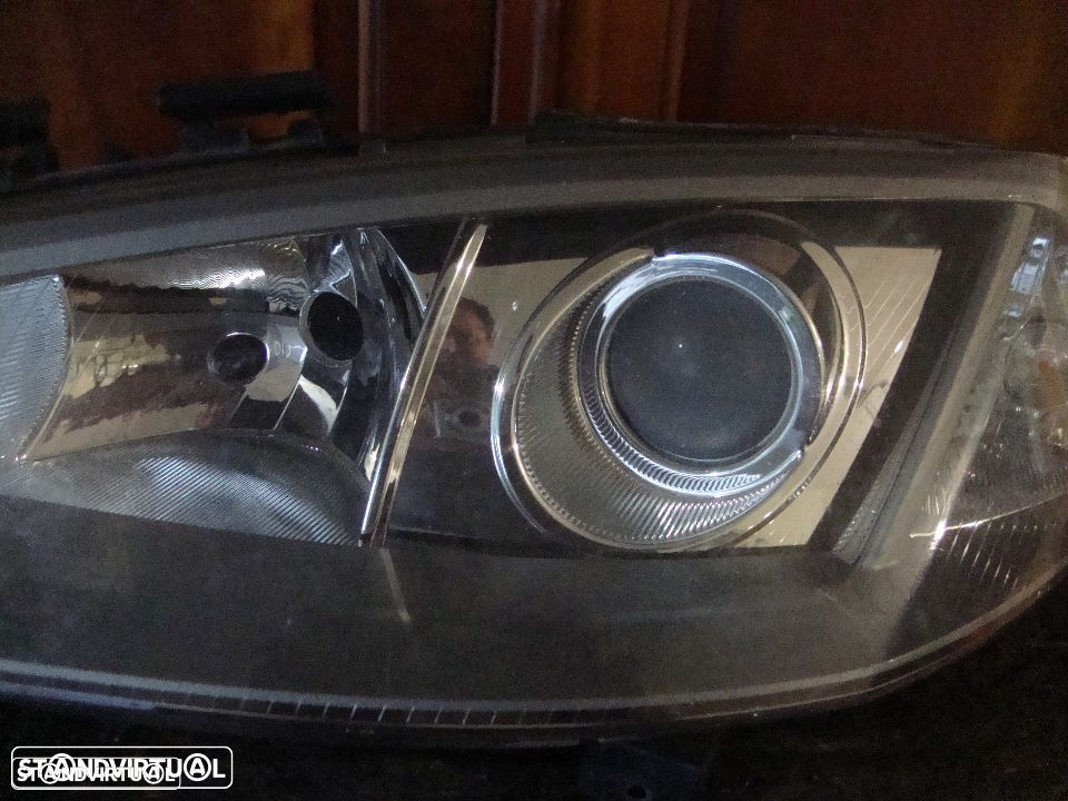 farol esquerdo Xenon Renault Megane 2003 a 2007 - 3