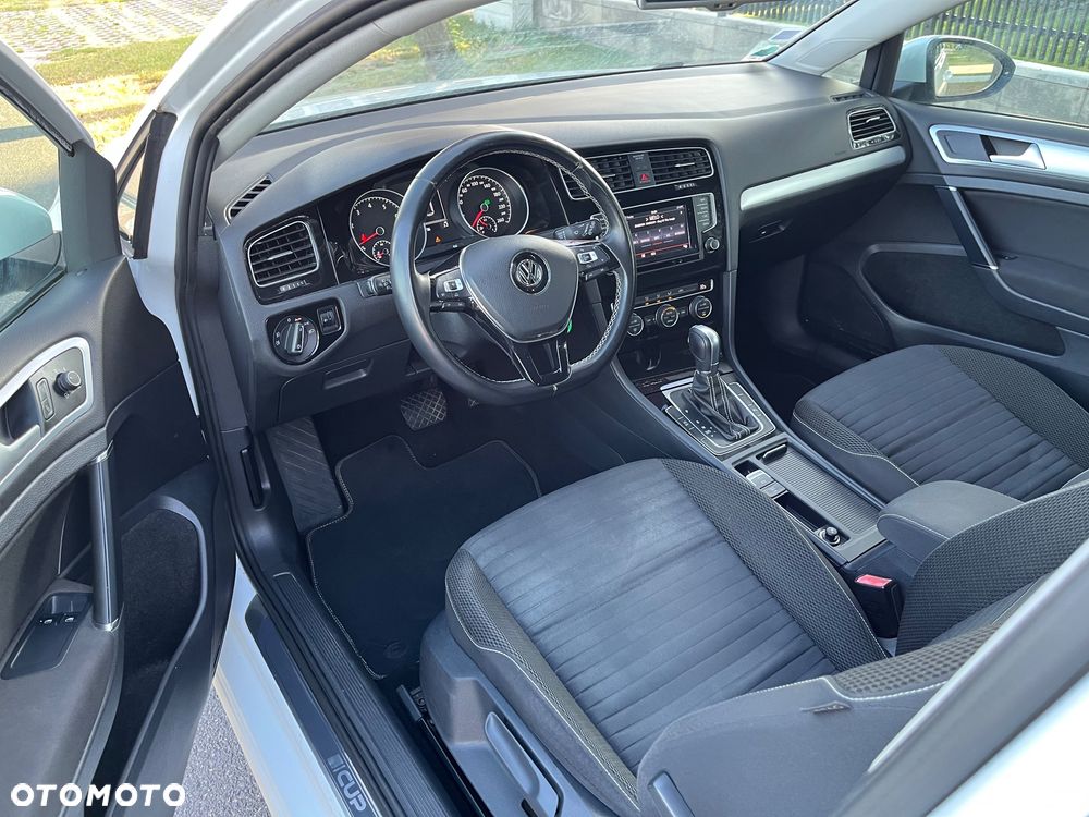 Volkswagen Golf 1.2 TSI BlueMotion Technology Cup - 12