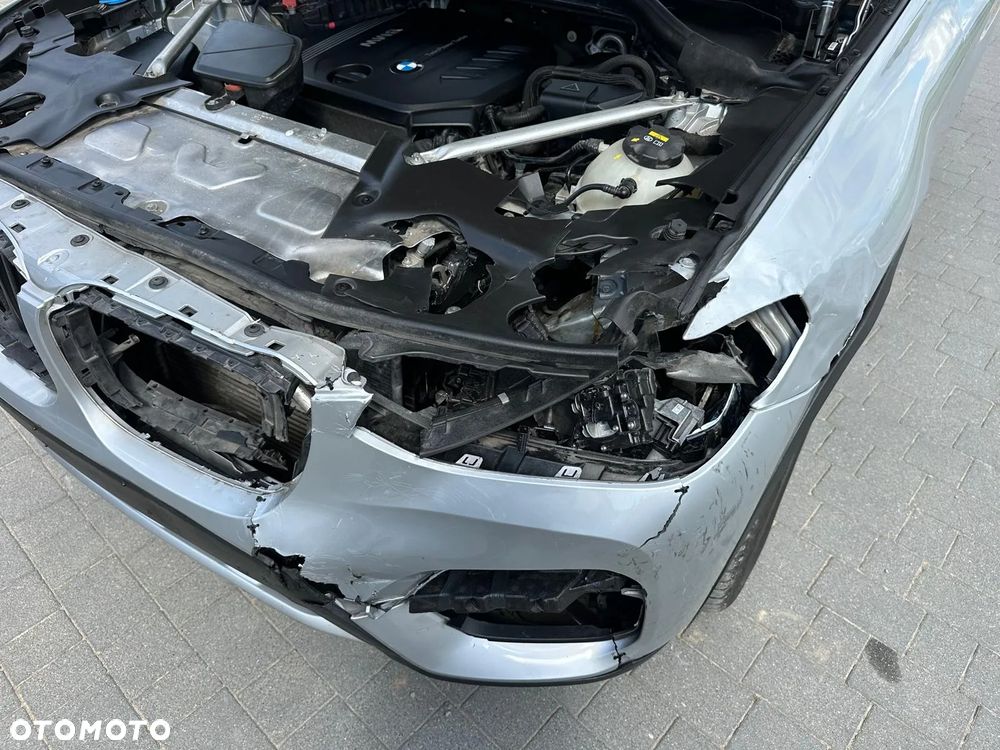 BMW X3 xDrive20d xLine - 11