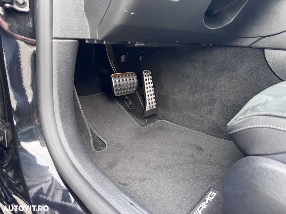 Mercedes-Benz C 200 MHEV 4MATIC T-Modell Aut - 11