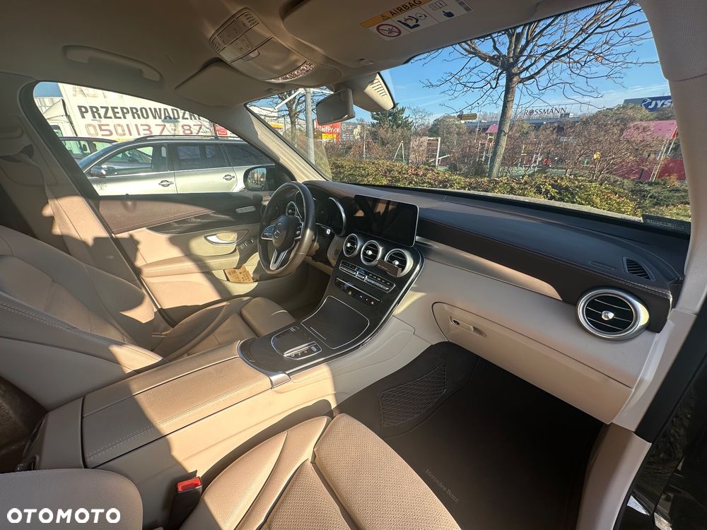 Mercedes-Benz GLC - 7