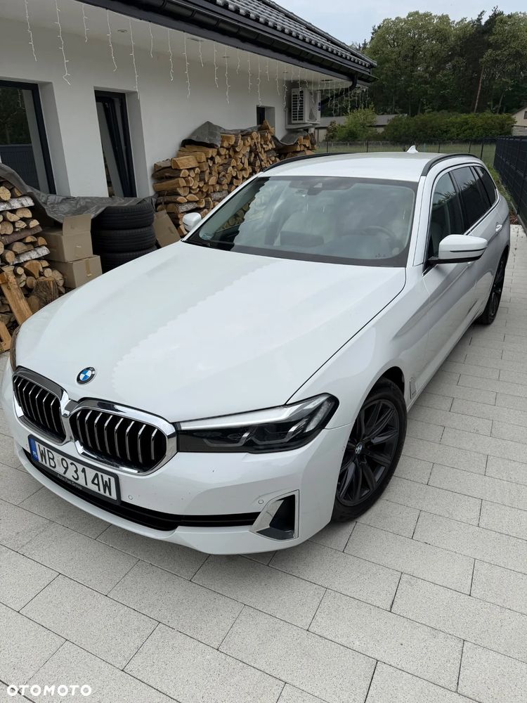 BMW Seria 5 520d Luxury Line - 2