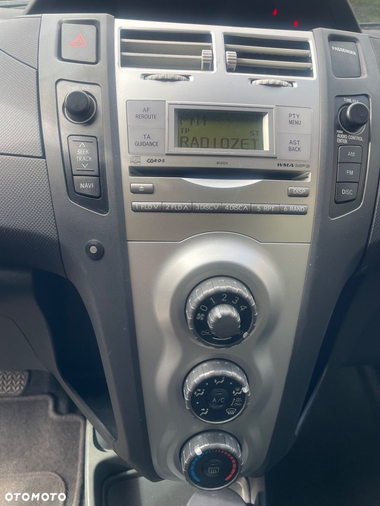 Toyota Yaris 1.3 Sol Premium MM - 18