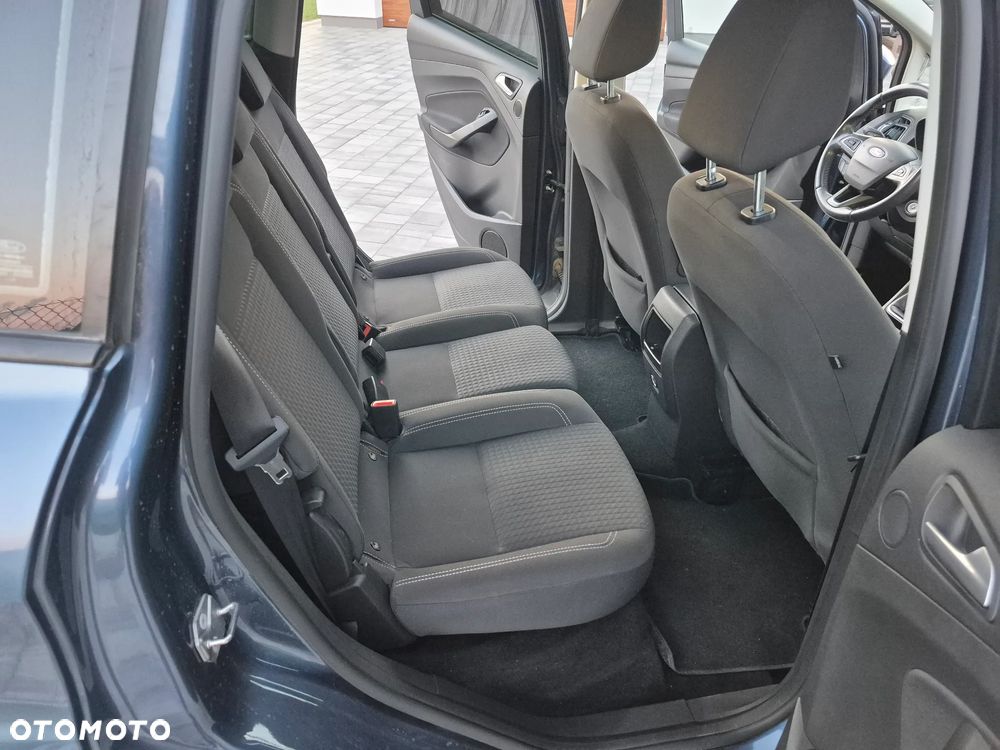 Ford C-MAX - 11