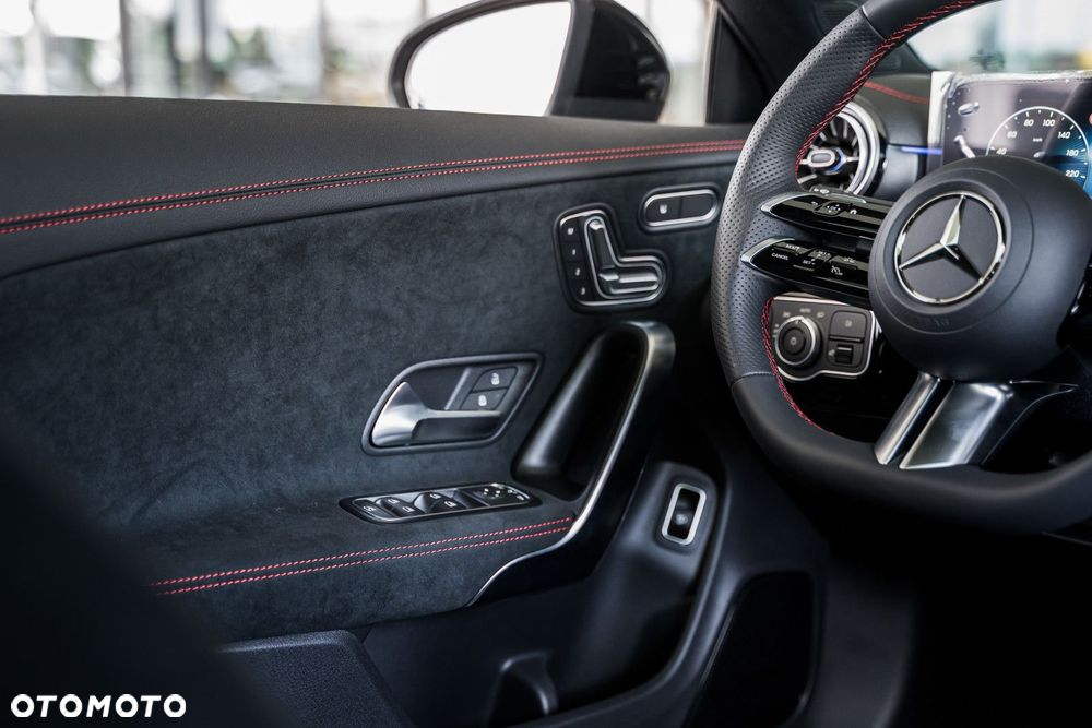 Mercedes-Benz CLA - 20