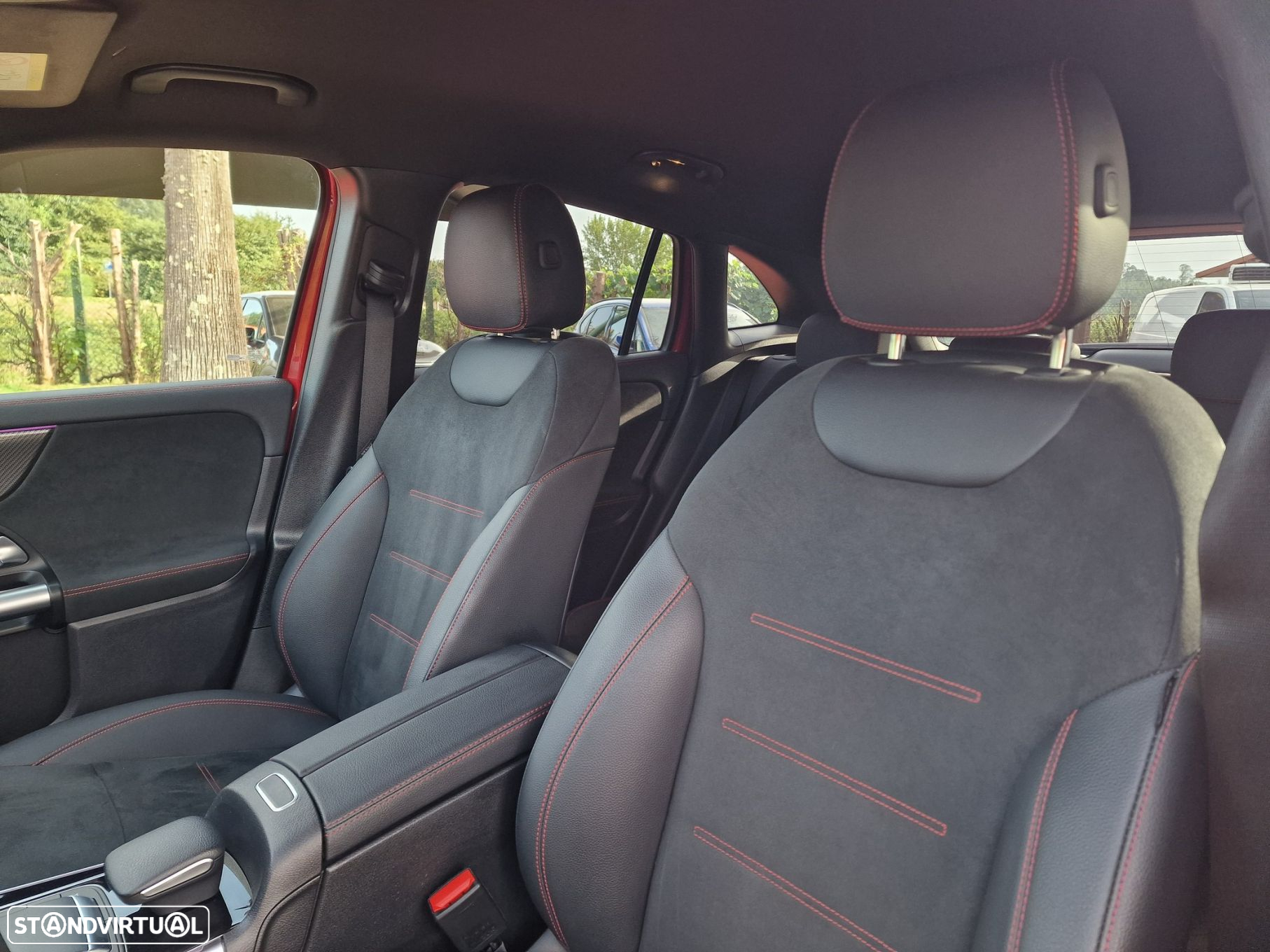 Mercedes-Benz GLA 250 e AMG Line - 12
