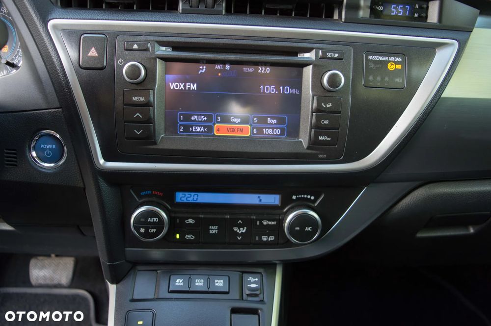 Toyota Auris - 19