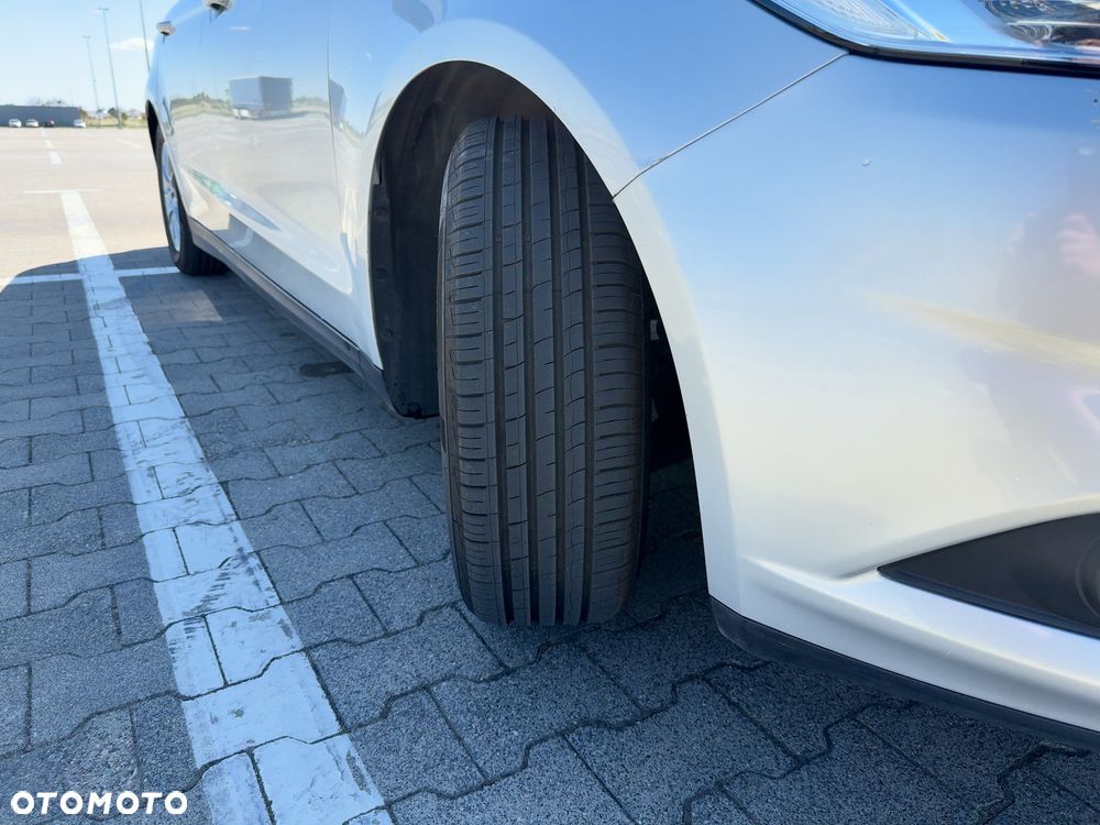 Ford Mondeo 1.5 EcoBoost Trend - 27