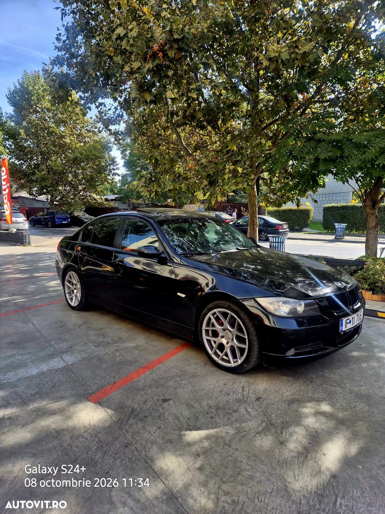 BMW Seria 3 318d - 5