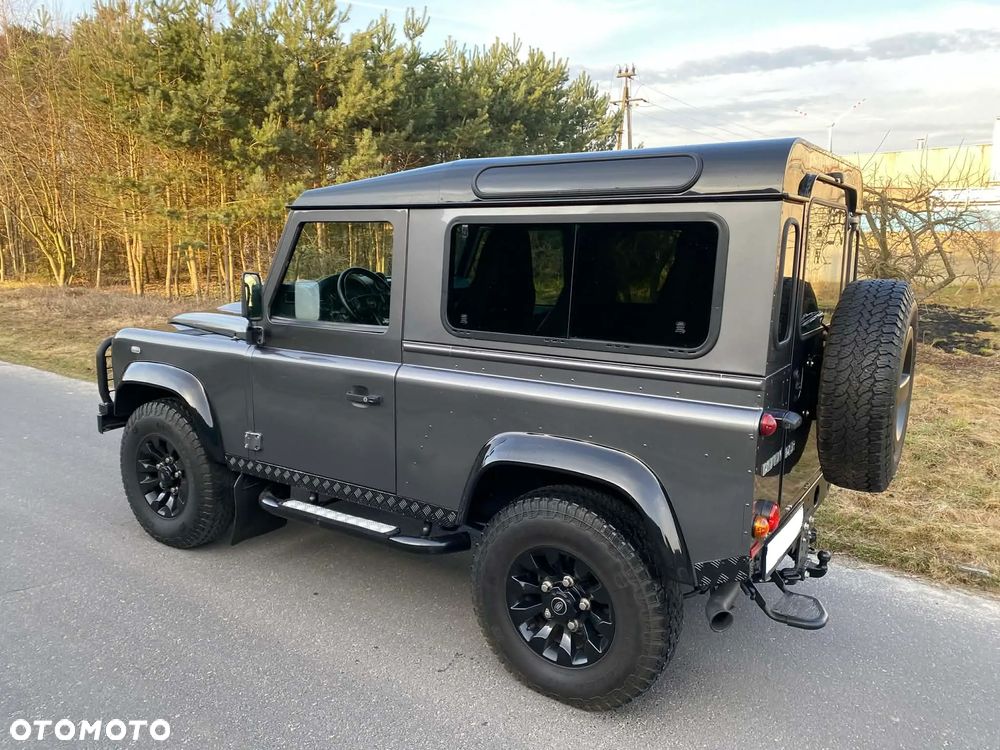 Land Rover Defender 2.2 TD4 E - 6