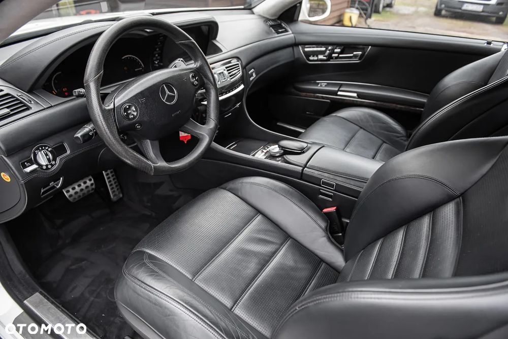 Mercedes-Benz CL 63 AMG 7G-TRONIC - 3