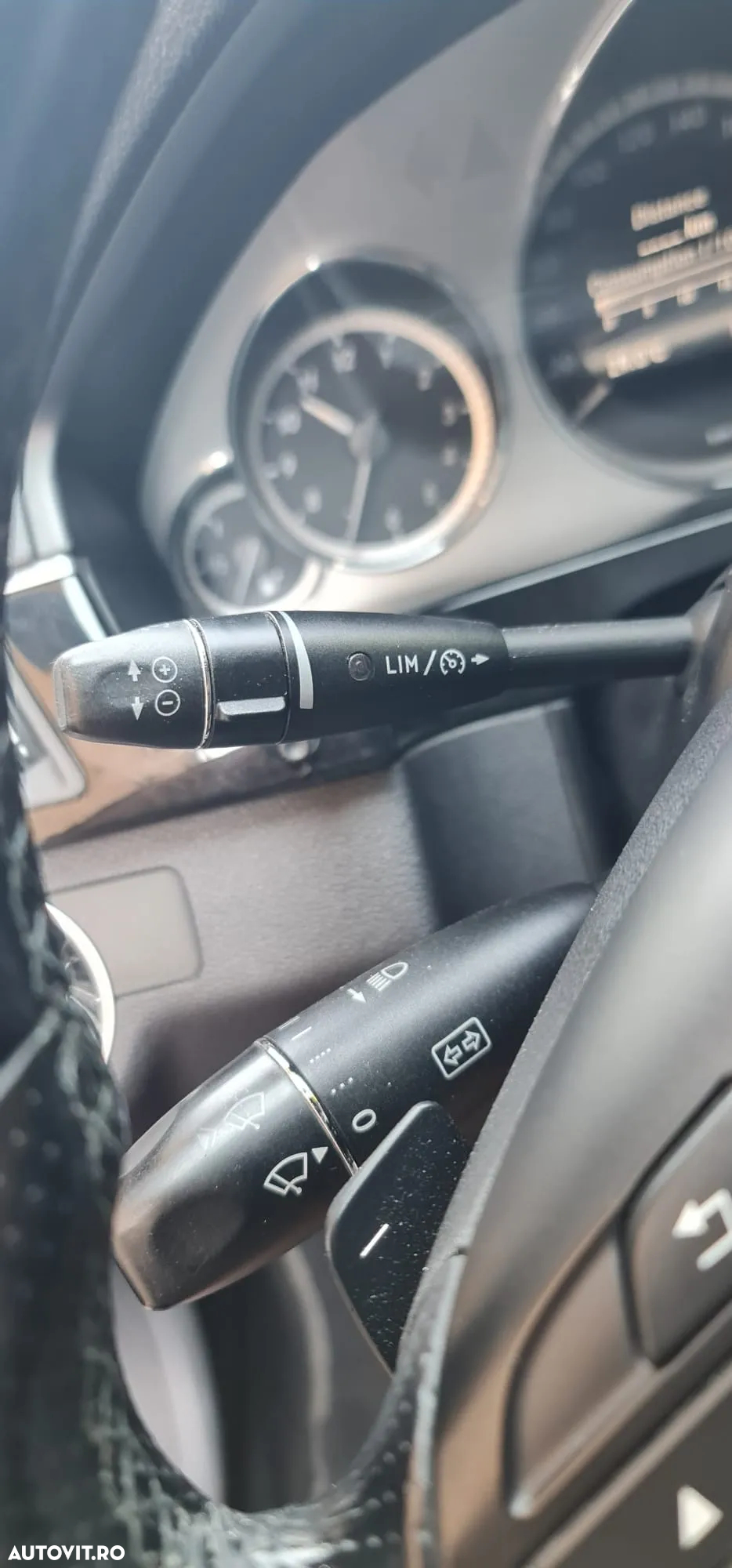 Mercedes-Benz E 250 CDI 7G-TRONIC Avantgarde - 23