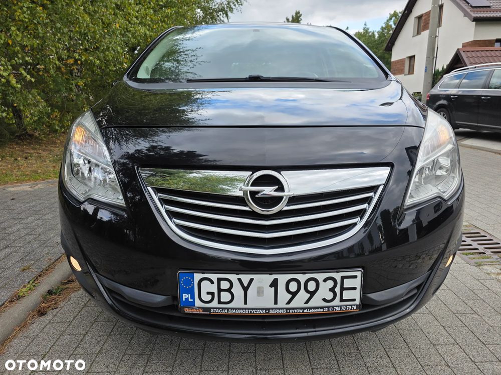 Opel Meriva ver-1-4-t-design-edition - 3