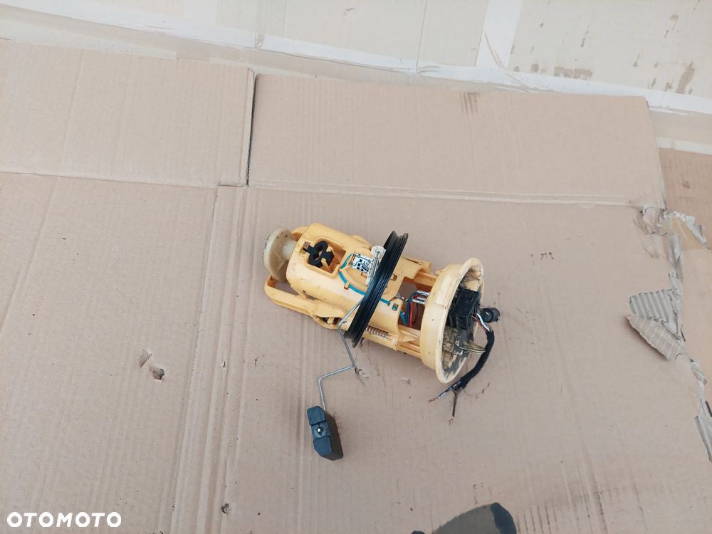 BMW E36 DIESEL POMPA PALIWA - 2