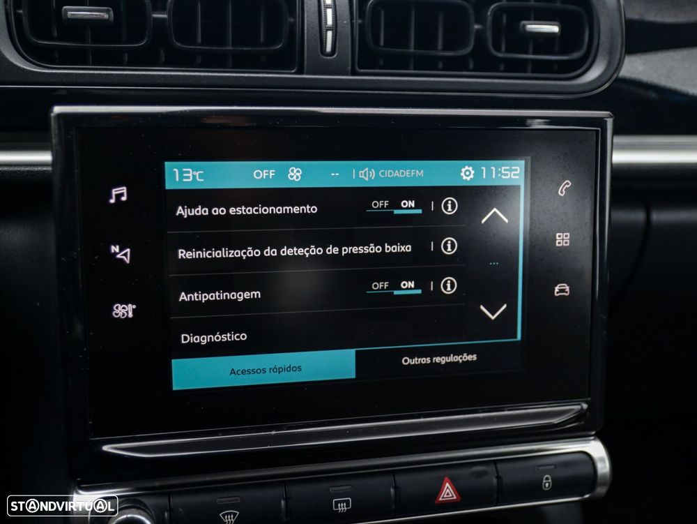 Citroën C3 1.2 PureTech Shine - 26