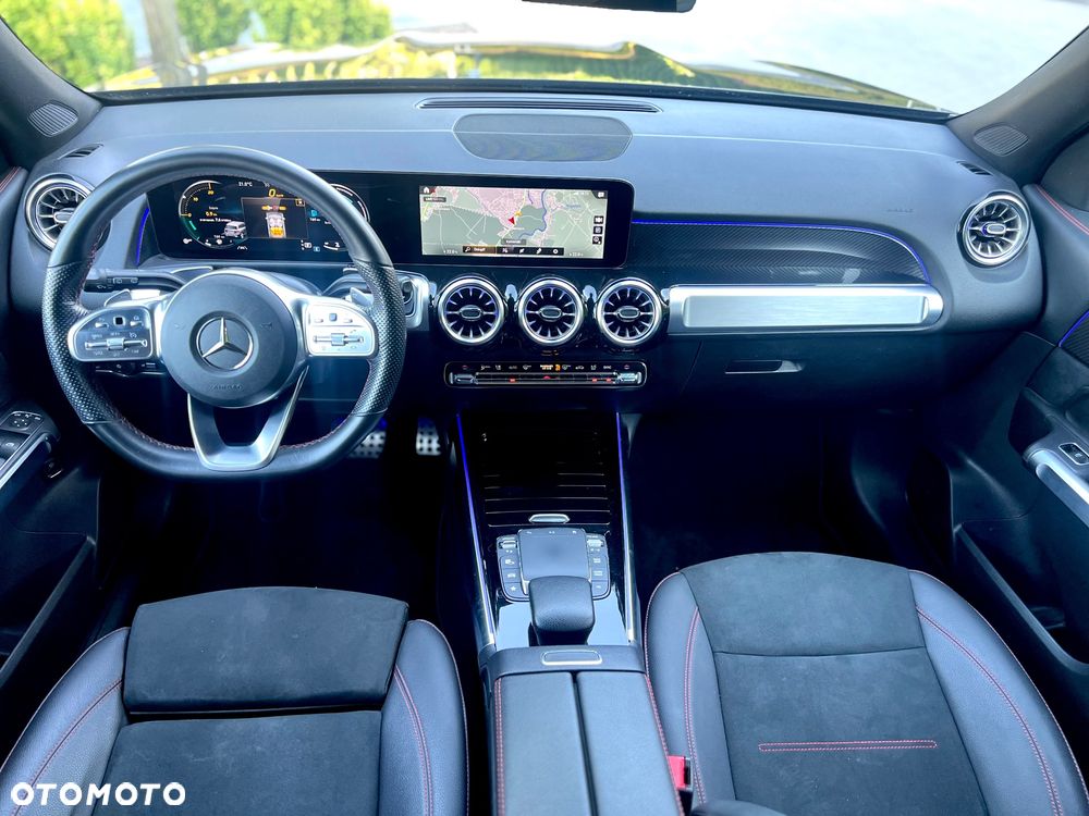 Mercedes-Benz GLB 200 d 4-Matic AMG Line 8G-DCT - 33