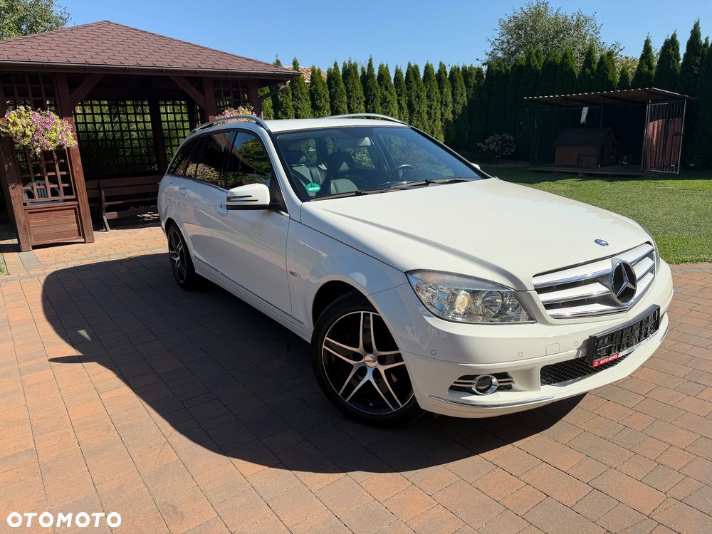 Mercedes-Benz Klasa C 180 Kompressor Automatik BlueEFFICIENCY Avantgarde