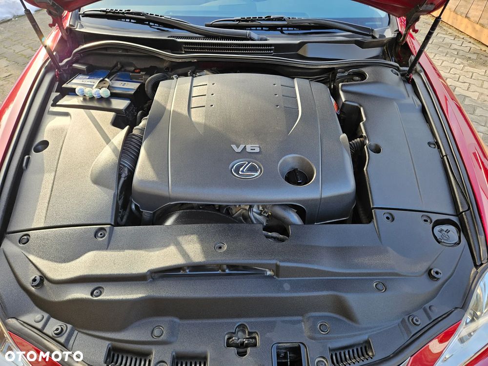 Lexus IS 250 Prestige - 12