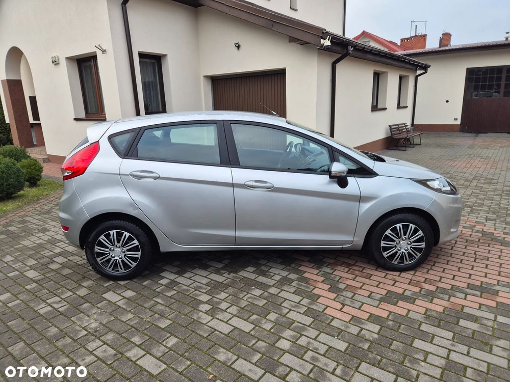 Ford Fiesta 1.25 Champions Edition - 9