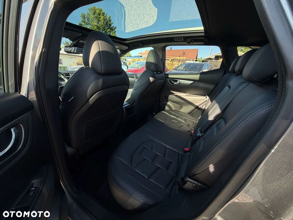 Nissan Qashqai 1.3 DIG-T Tekna+ DCT - 22