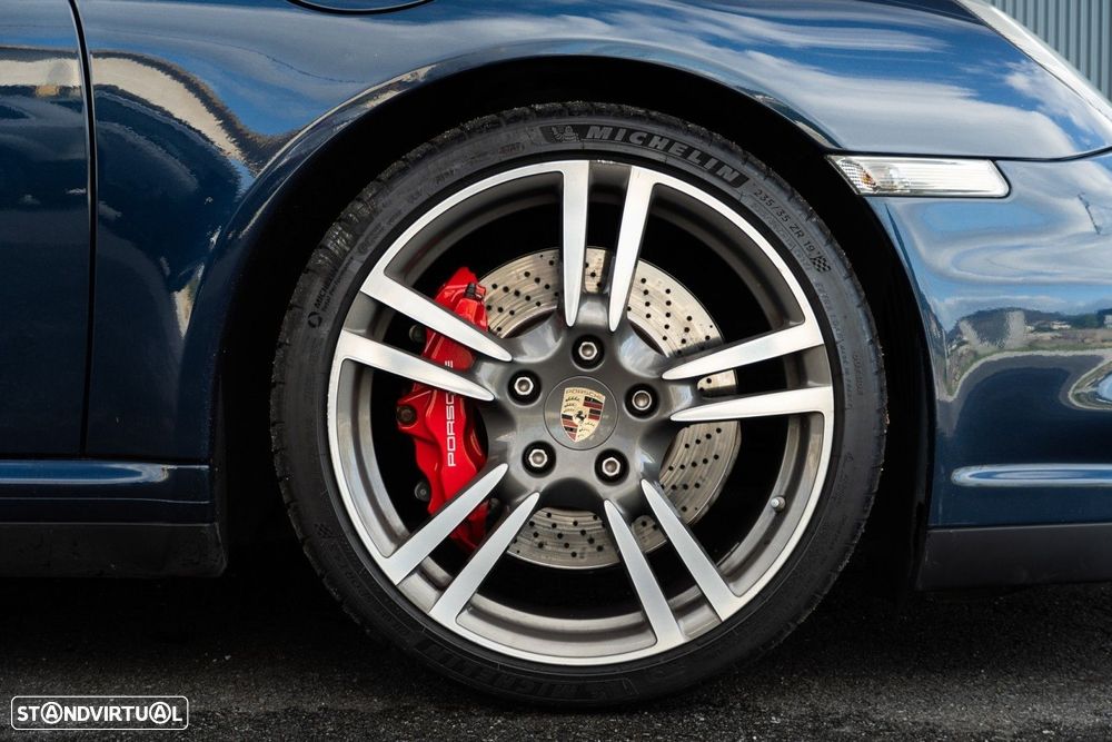 Porsche 911 (997) Turbo Cabriolet PDK - 17