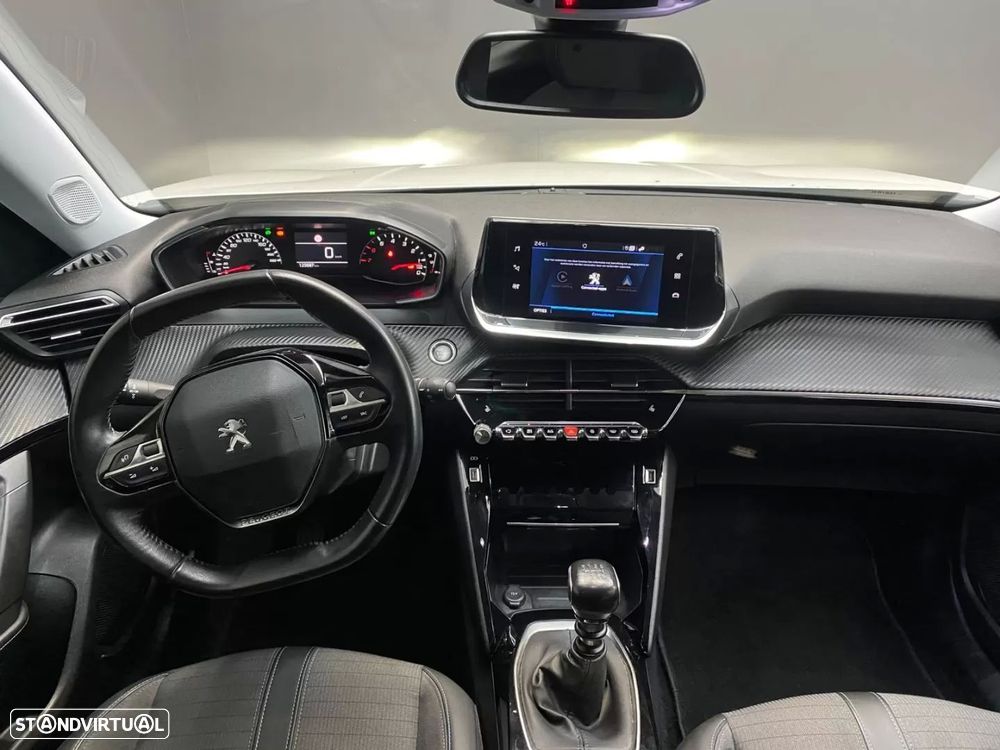 Peugeot 2008 - 21