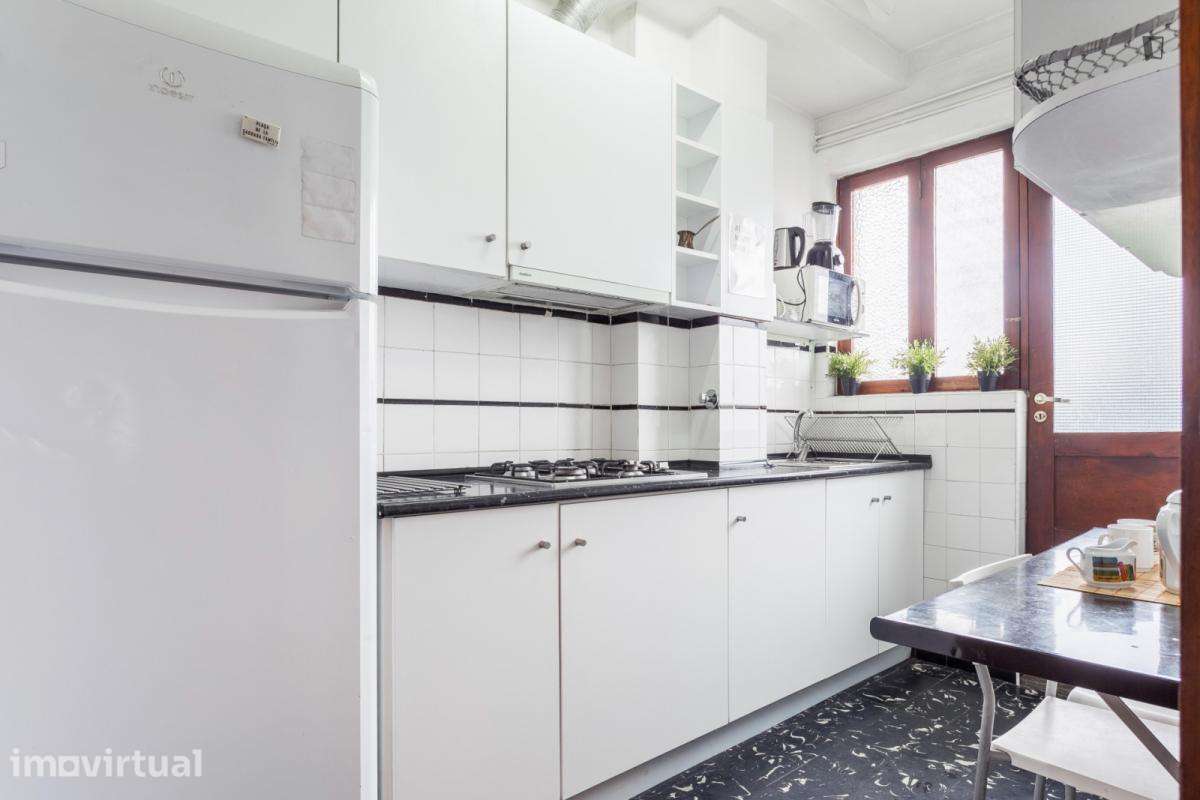 Quarto - localizado em Paranhos Porto - Grande imagem: 3/38