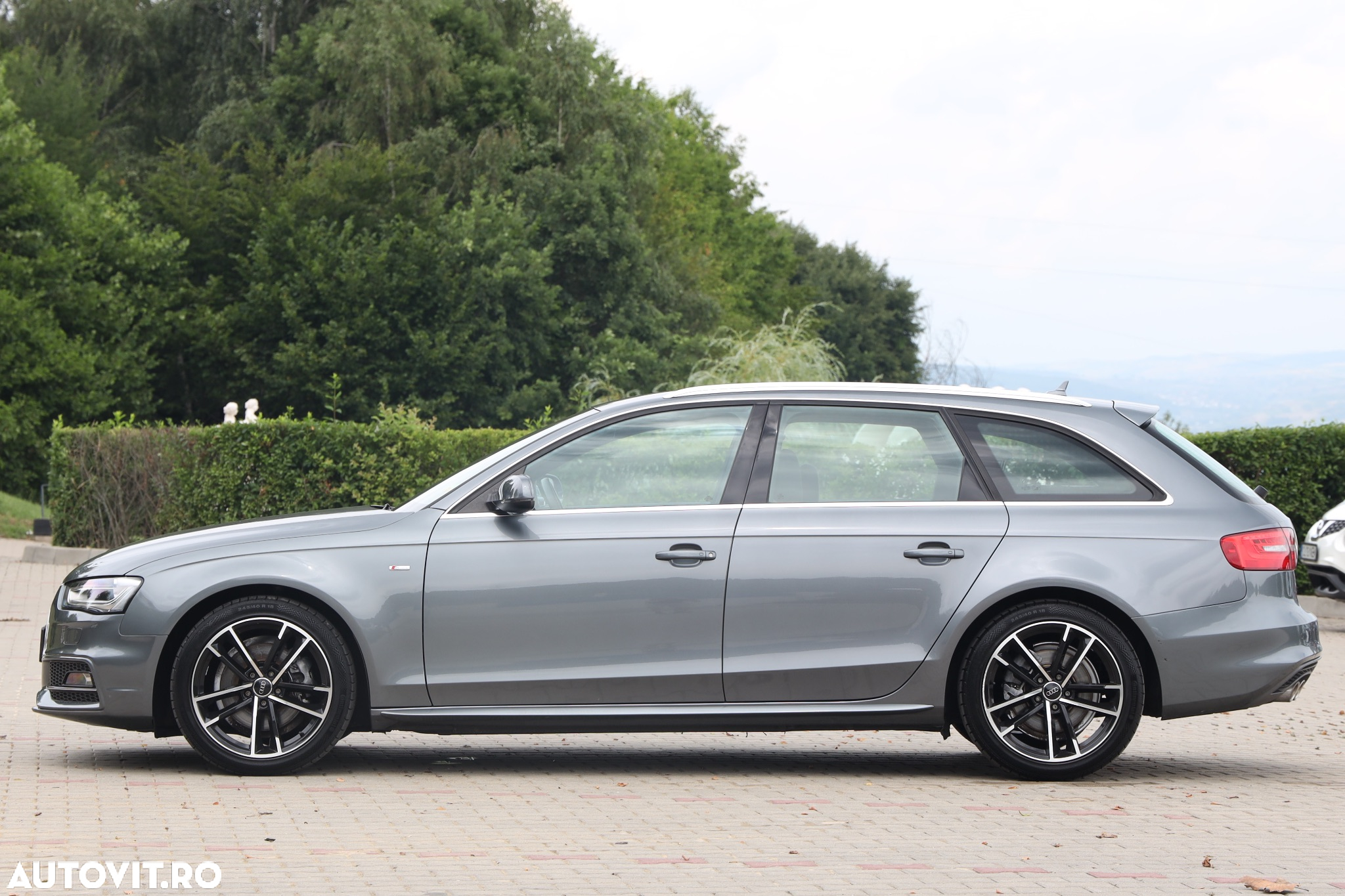 Audi A4 2.0 TDI DPF S line Sportpaket - 39