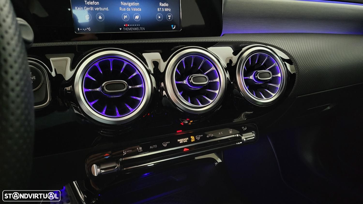 Mercedes-Benz A 250 e AMG Line - 14