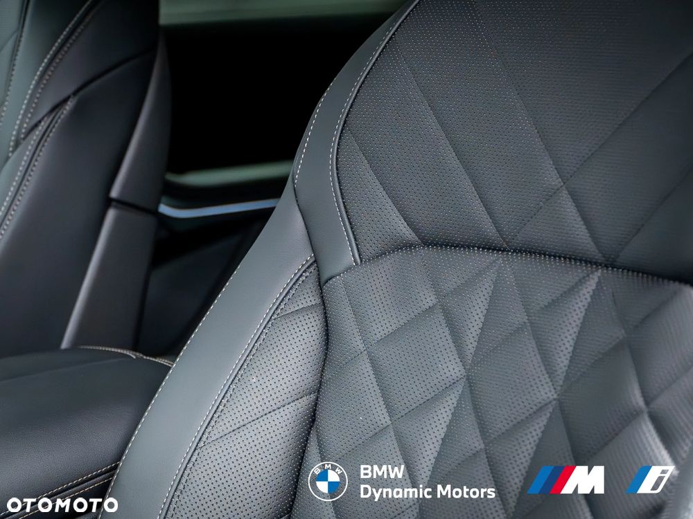 BMW X5 xDrive40i - 27