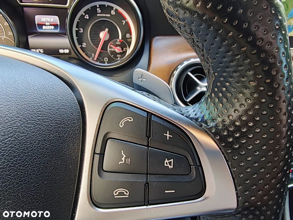 Mercedes-Benz GLA AMG 45 4-Matic - 24