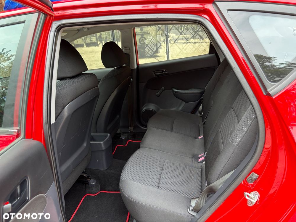 Hyundai i30 1.4 Comfort - 14