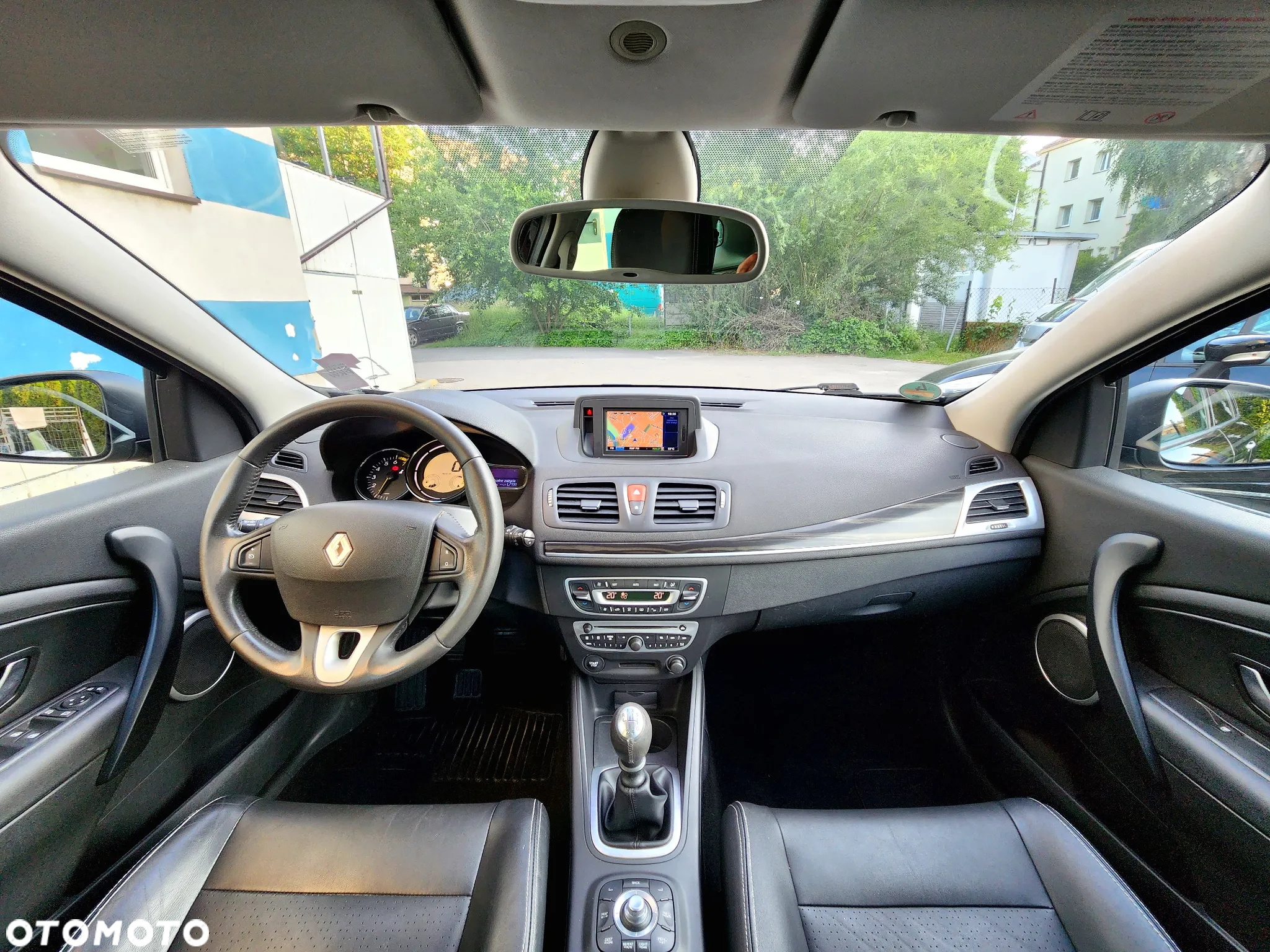 Renault Megane Grandtour TCe 180 Luxe - 8