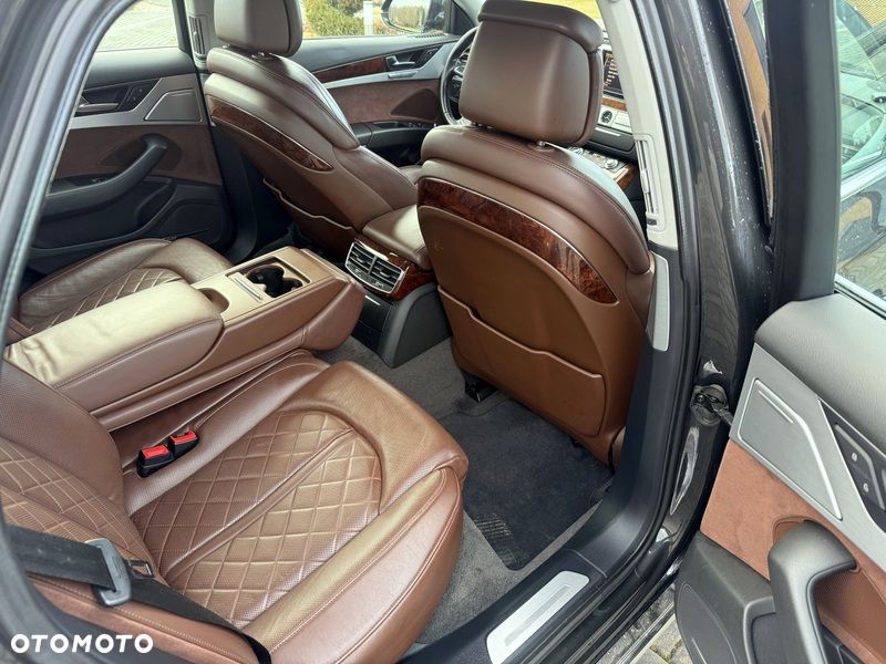 Audi A8 3.0 TDI DPF quattro tiptronic - 12