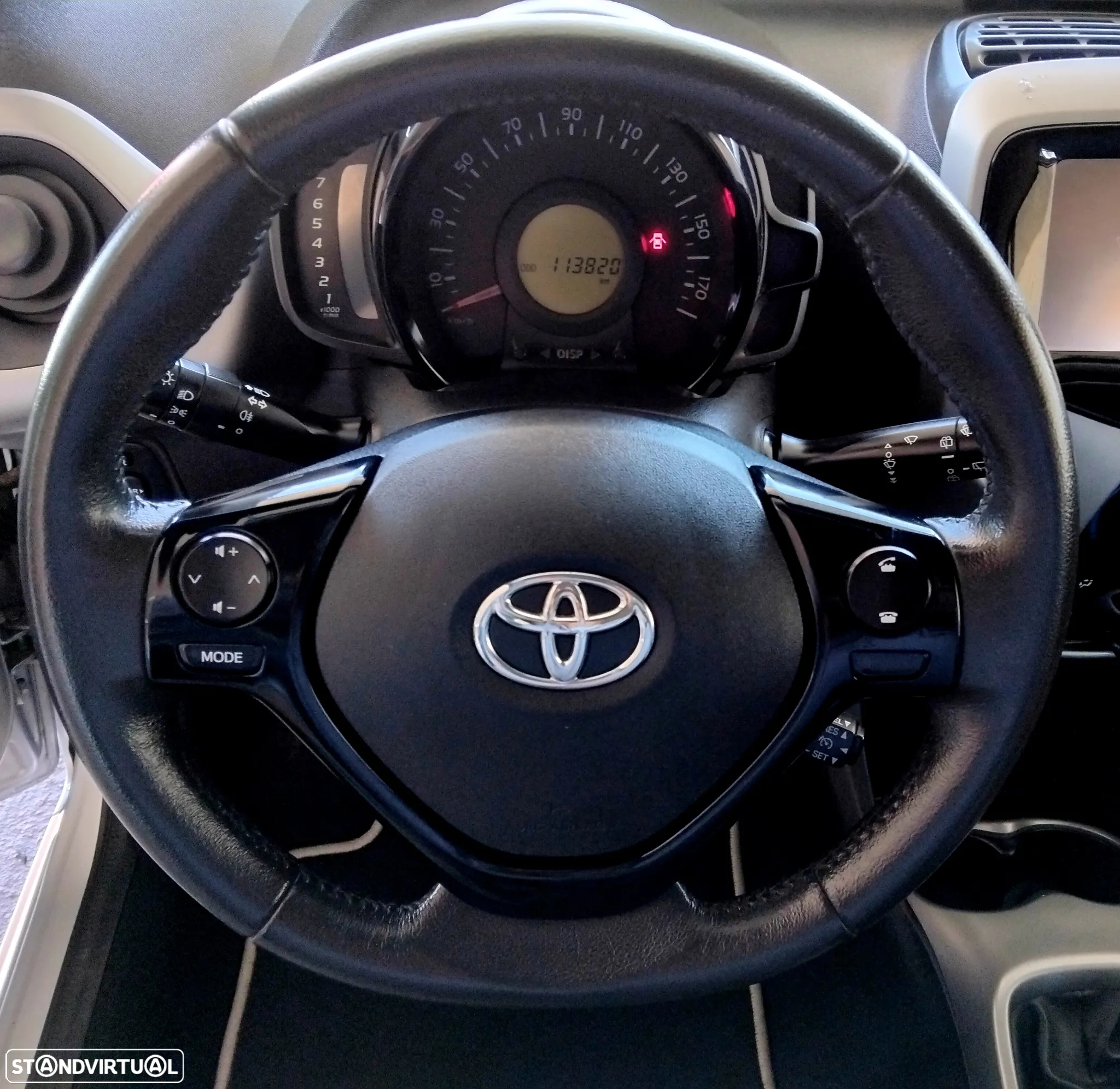 Toyota Aygo 1.0 X-Play - 5