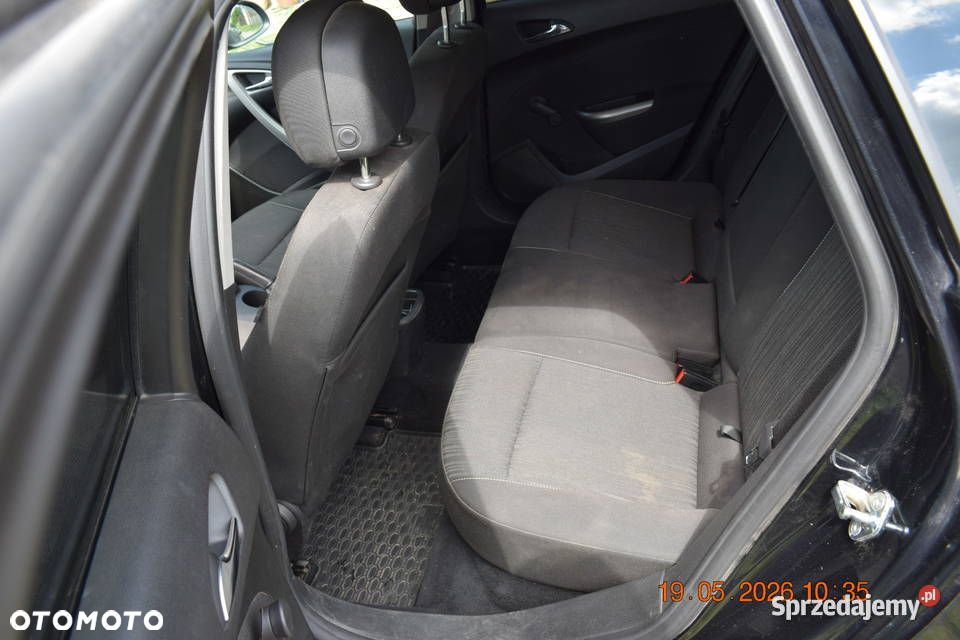 Opel Astra 1.4 T Cosmo - 4