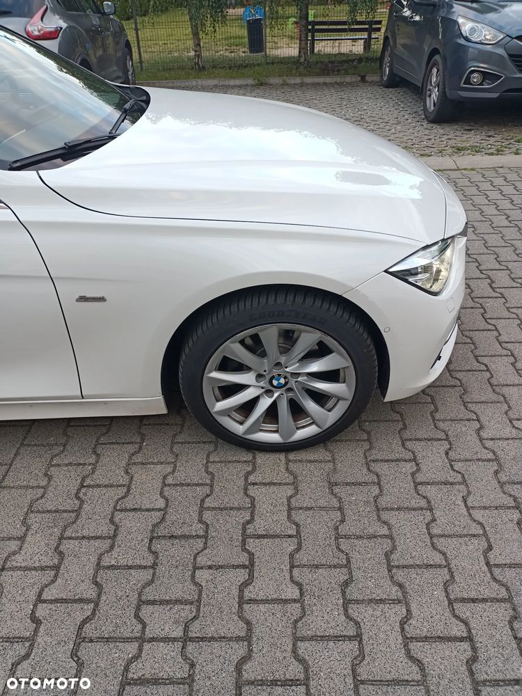 BMW Seria 3 - 18