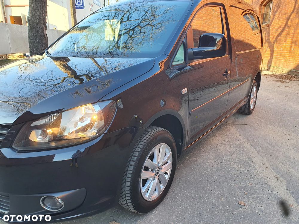 Volkswagen Caddy Maxi DSG - 8