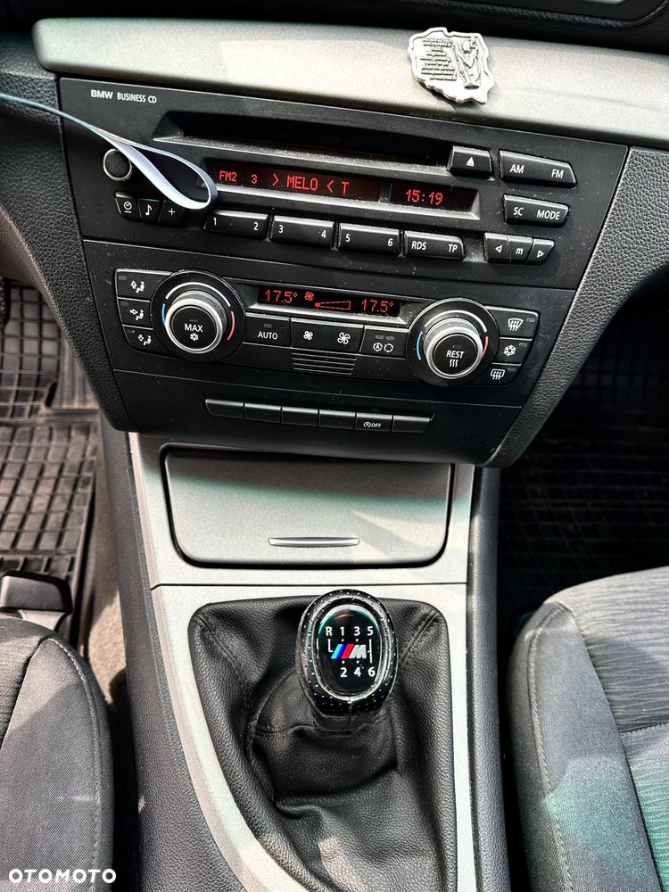 BMW Seria 1 118d DPF - 13