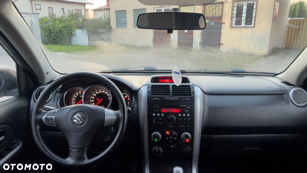 Suzuki Grand Vitara - 5