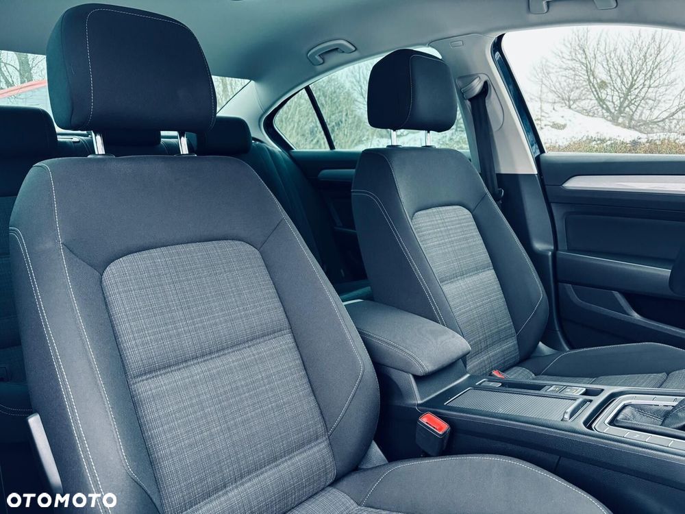 Volkswagen Passat 2.0 TDI EVO Business DSG - 14