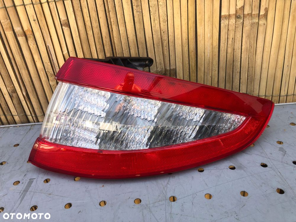 Maserati Granturismo lampa tylna prawa led - 1